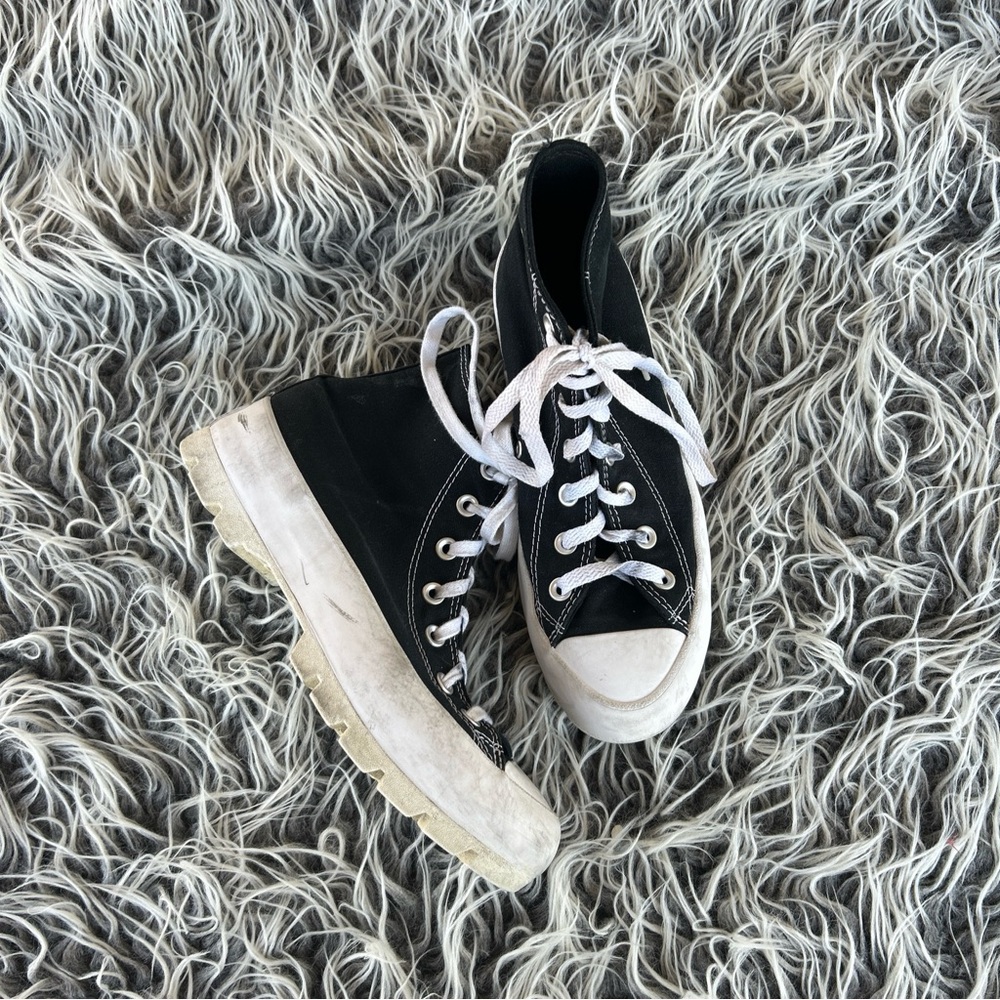 Converse Chuck Taylor All Star Platform High-Top Sneaker Womens 8 Black White.